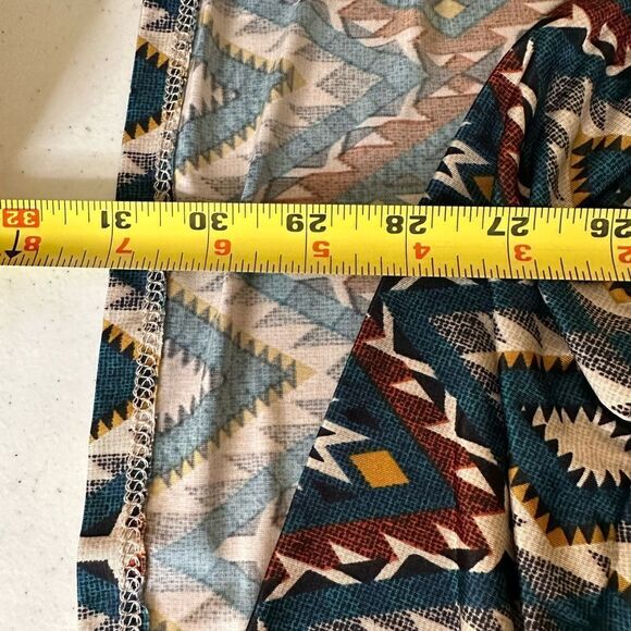 Zig Zag Stripe Aztec style cardigan - Picture 9 of 9